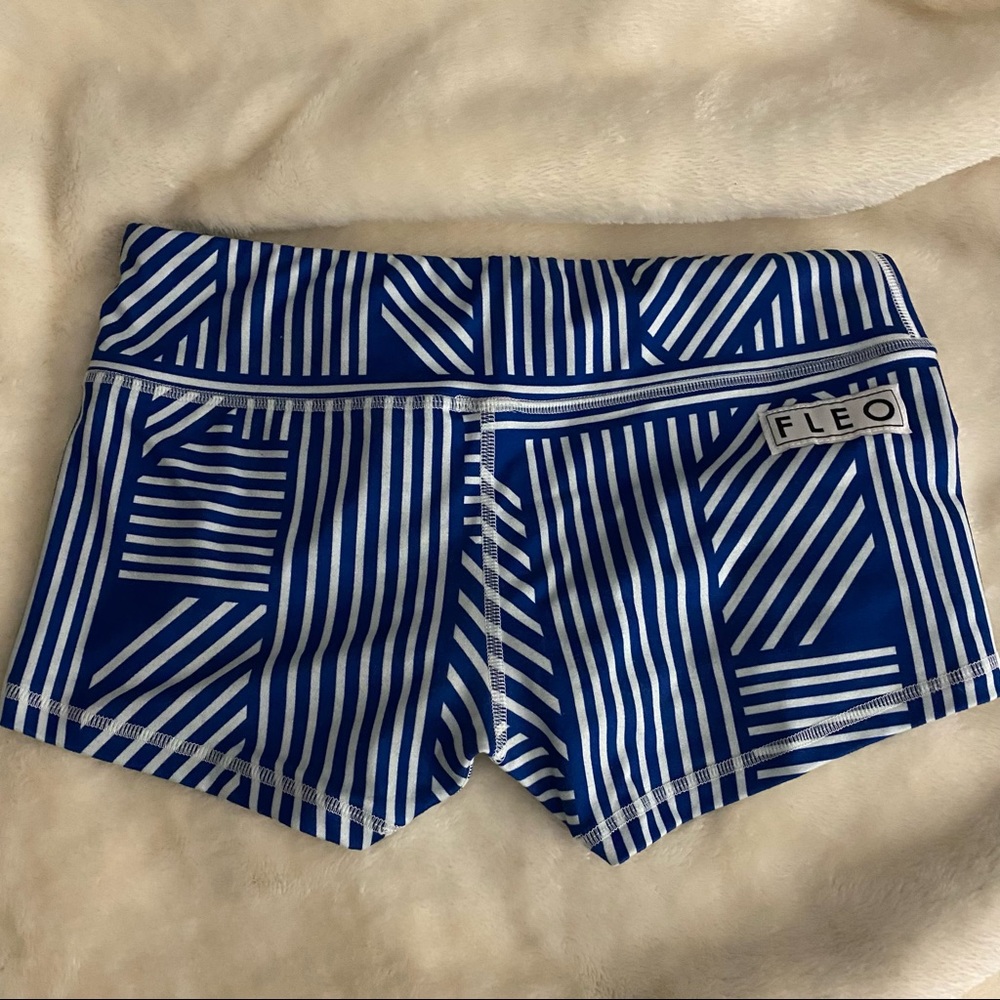 Fleo shorts
